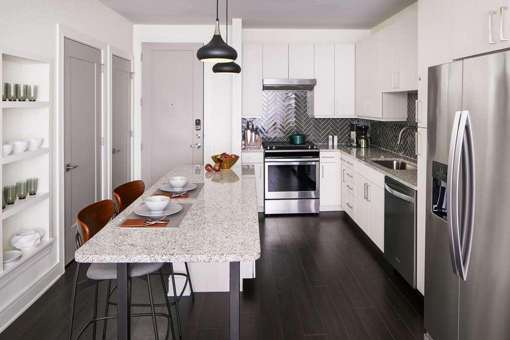 Sentral East Austin At 1614 E. Sixth Hotel Ngoại thất bức ảnh